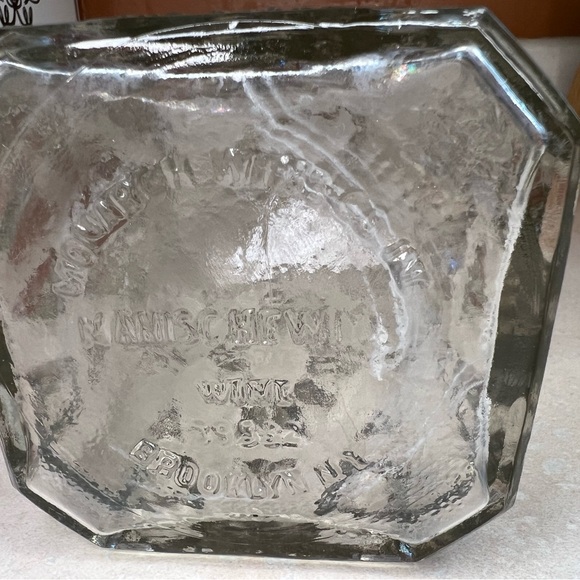 Vintage Clear Glass Manschewitz Monarch Wine Co. One Quart Decanter - Picture 6 of 9